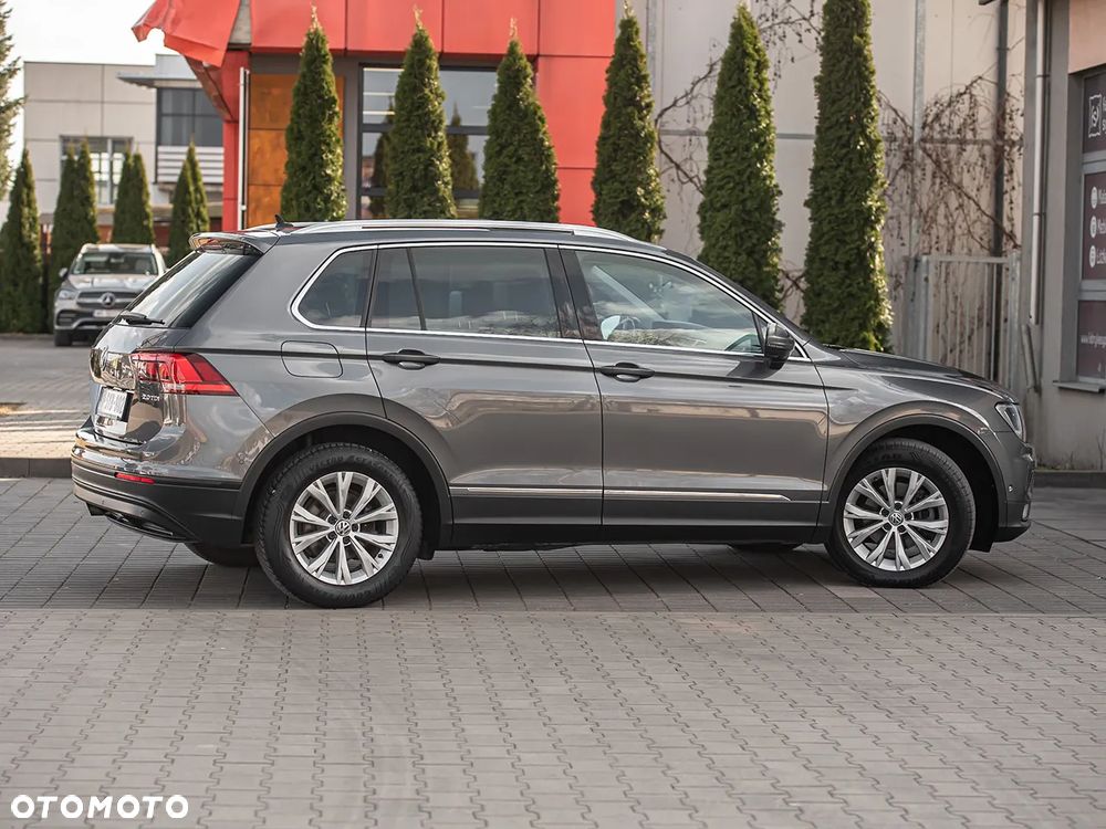 Volkswagen Tiguan - 14