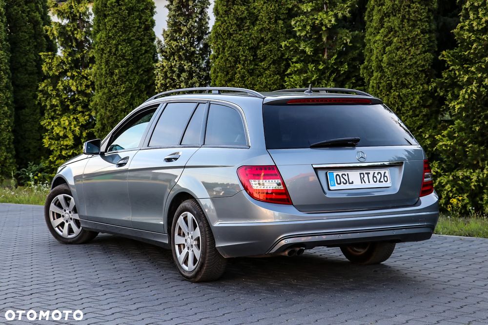 Mercedes-Benz Klasa C 200 CDI DPF Automatik Elegance - 15