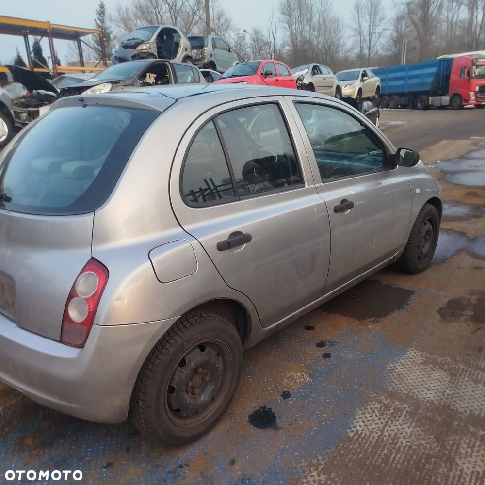 Nissan Micra K12 na części . - 7