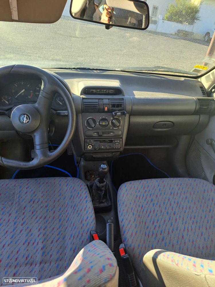 Opel Corsa - 7