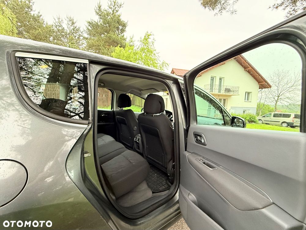 Peugeot 3008 1.6 HDi Premium - 26