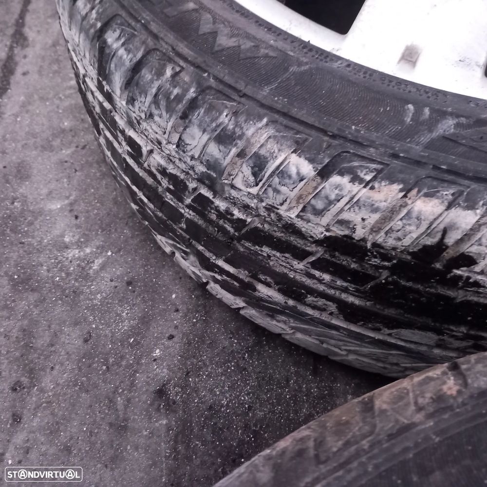 Conjunto de jantes r17 com pneus Renault Megane 2 Tás8 - 3