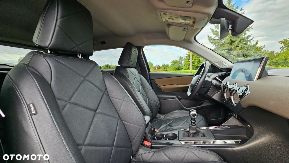 DS Automobiles DS 3 Crossback 1.2 PureTech So Chic - 37
