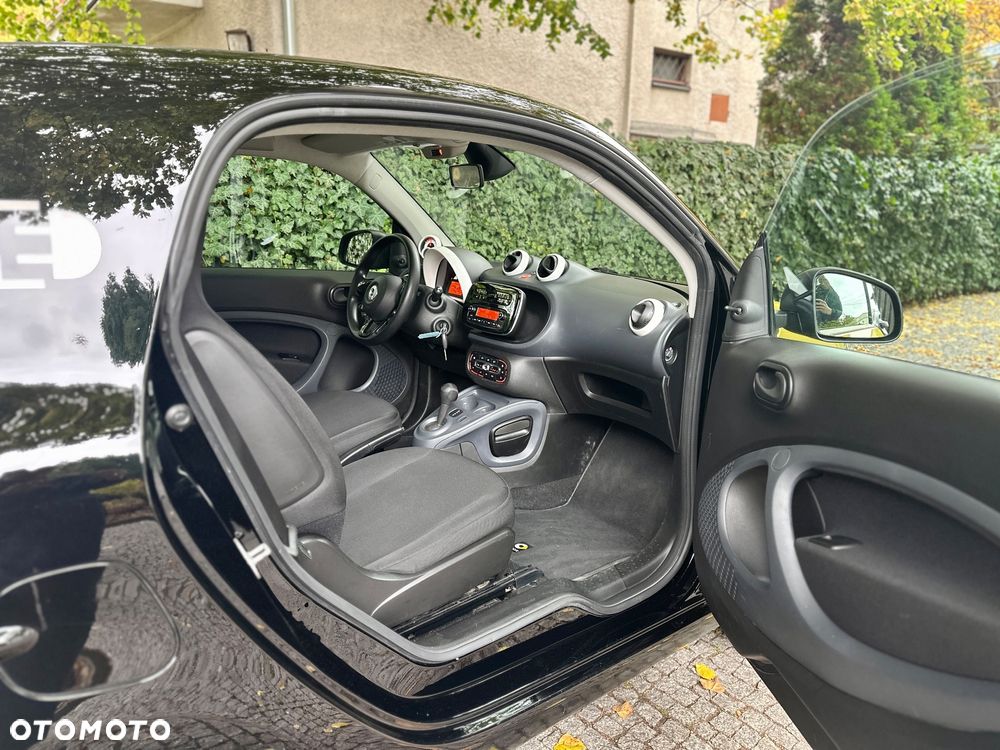 Smart Fortwo EQ - 12