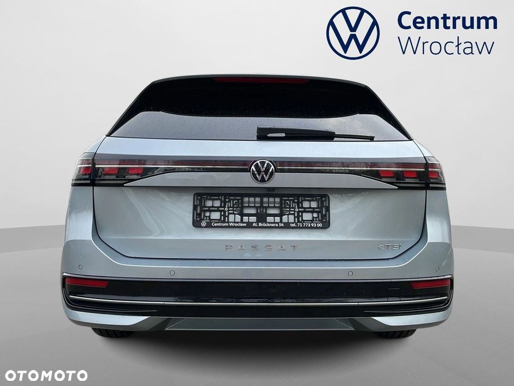 Volkswagen Passat Variant - 8