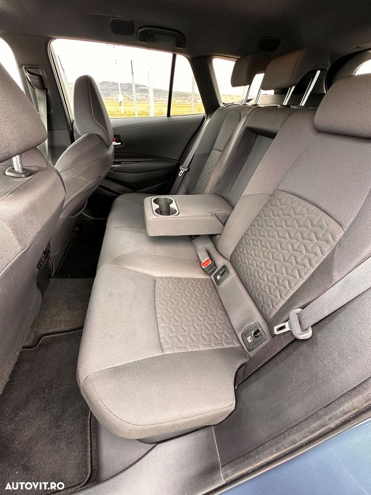 Toyota Corolla 1.8 Comfort - 6