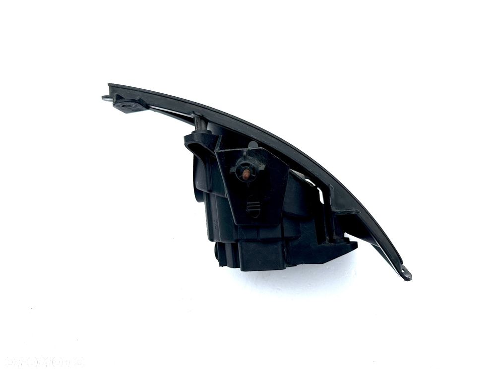 KIA CARENS 3 III UN 2006 - 2012 HALOGENY HALOGEN ZAŚLEPKA L + R ORYGINAŁ OE - 6