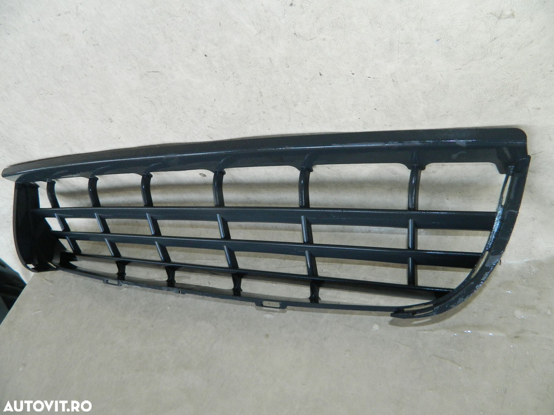 Grila intre proiectoare, VW Crafter  /  Mercedes Sprinter, 2007, 2008, 2009, 2010, 2011, 2012, 2013,  , 2E0807835A  /  9068850153 - 7