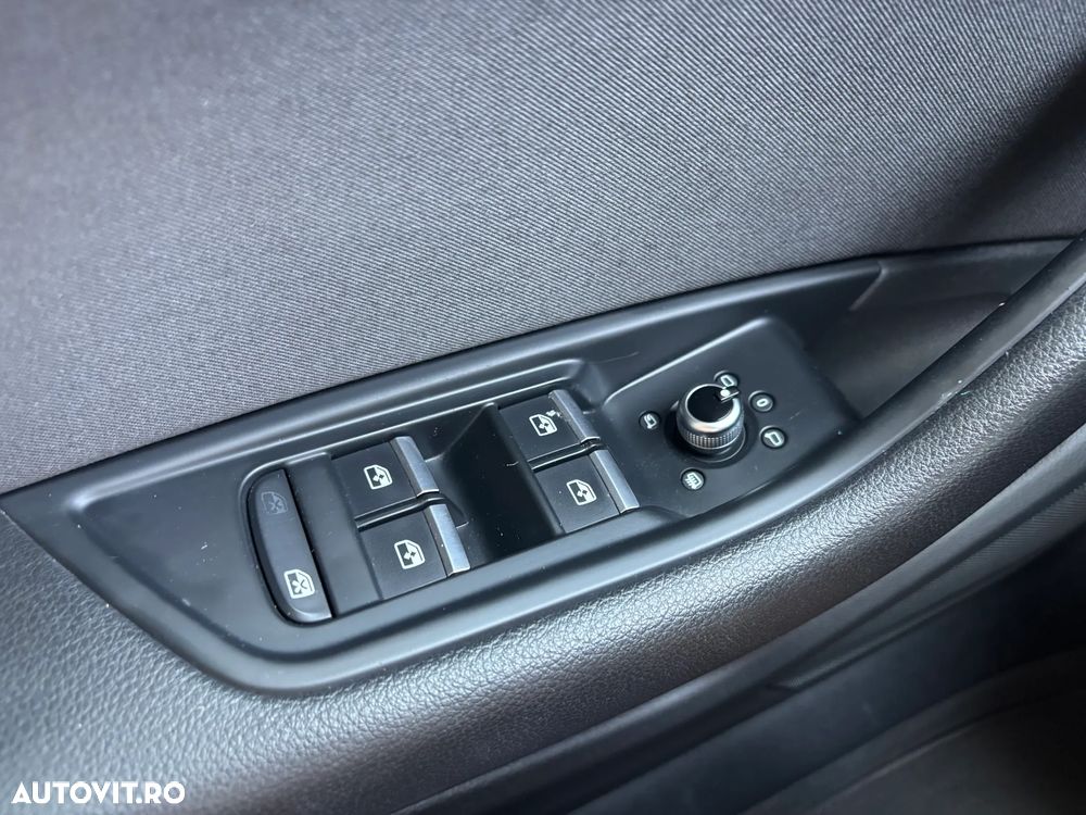 Audi A4 Avant 2.0 40 TDI quattro S tronic Advanced - 24