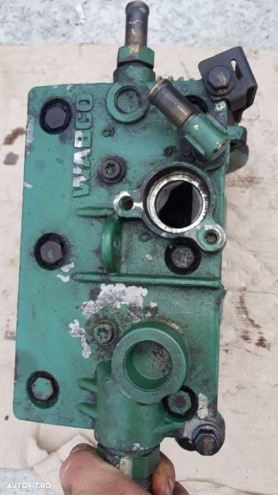 Compresor aer Volvo - 2