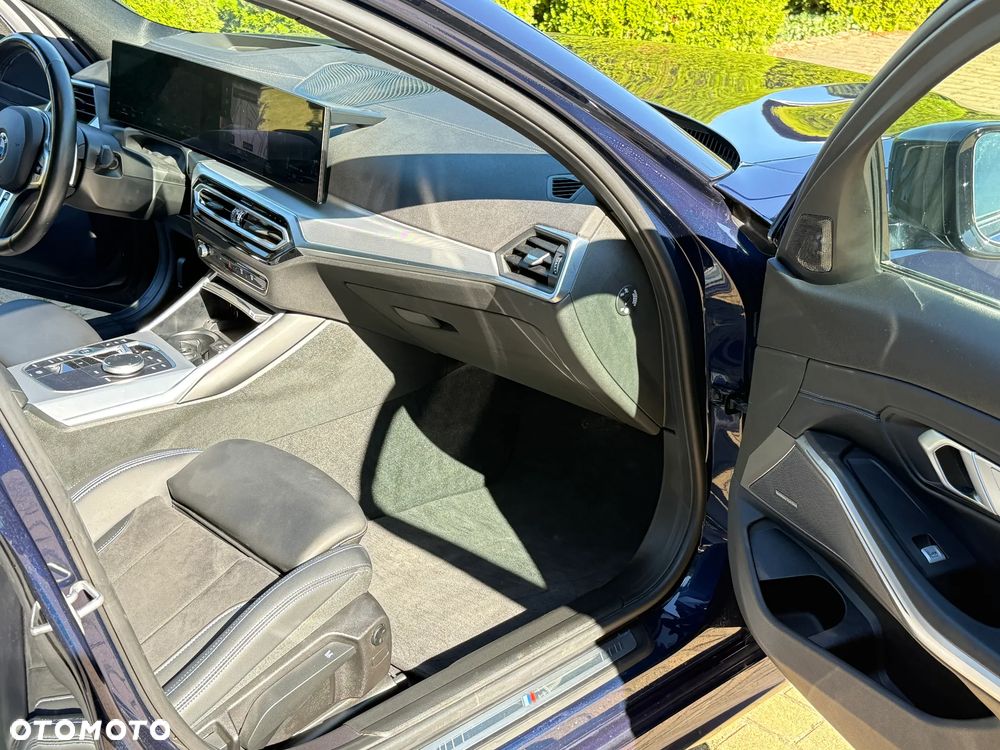 BMW Seria 3 320d xDrive M Sport sport - 17