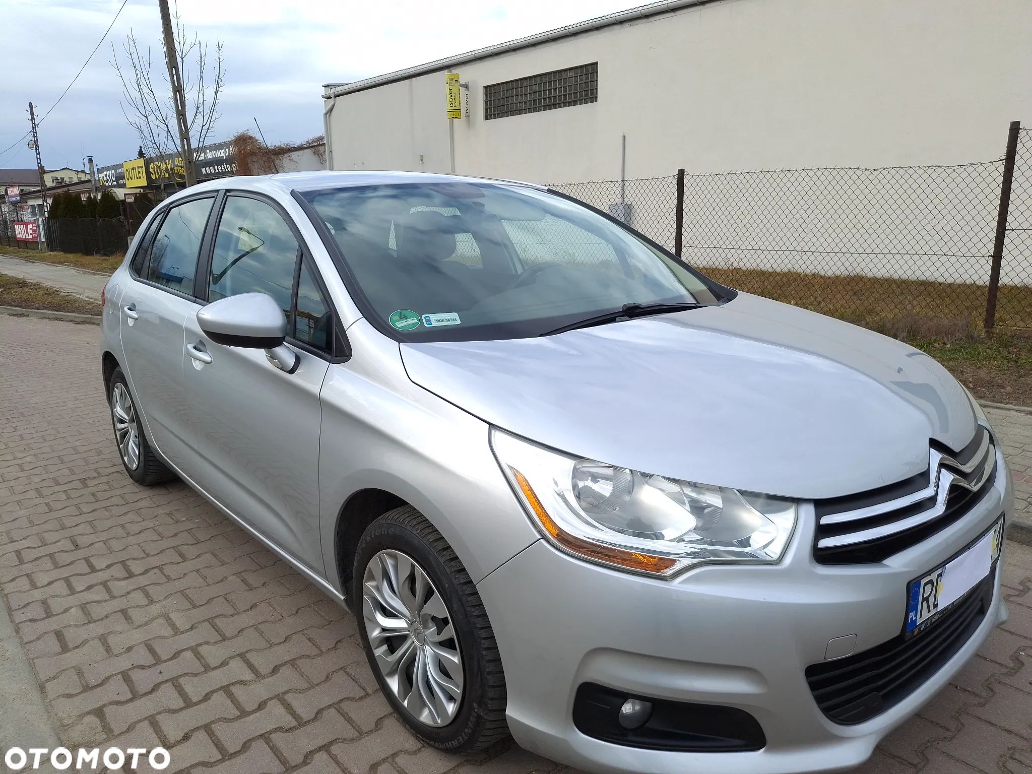 Citroën C4 1.6 HDi Attraction - 1