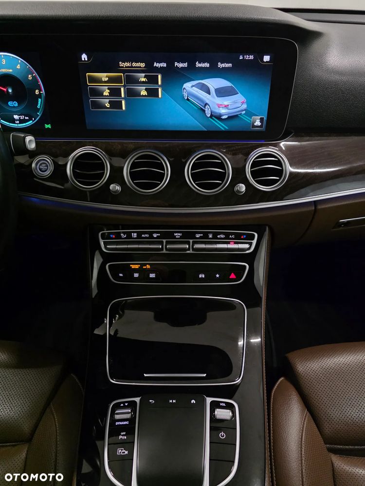 Mercedes-Benz Klasa E 300 de 9G-TRONIC AMG Line - 11
