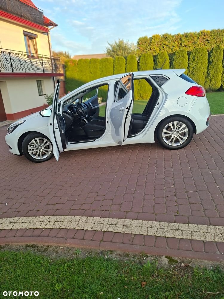 Kia Ceed - 7