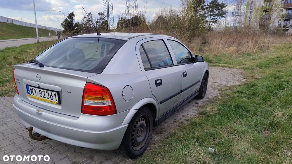 Opel Astra 1.4 Enjoy - 4