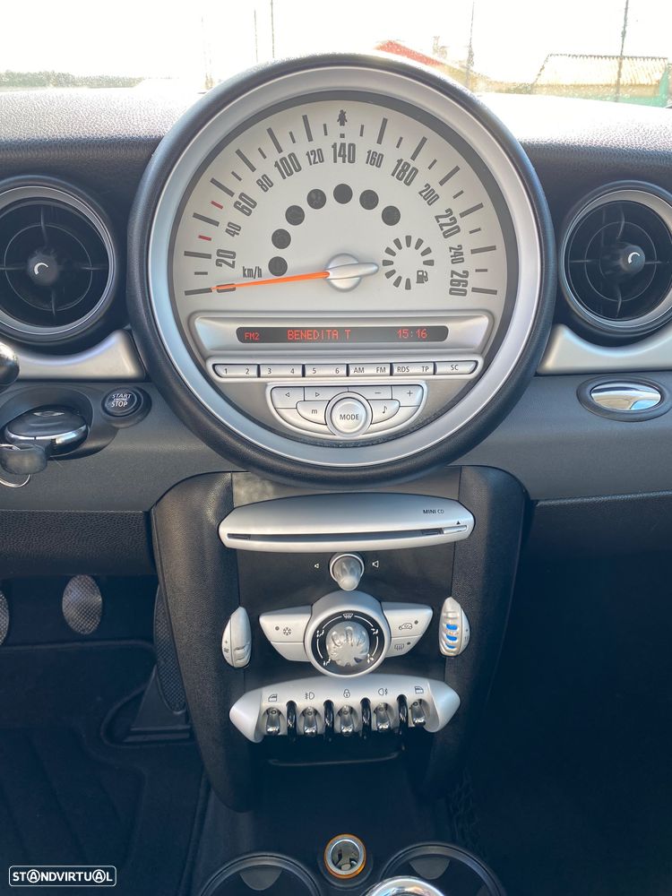 MINI 3 Portas - 13