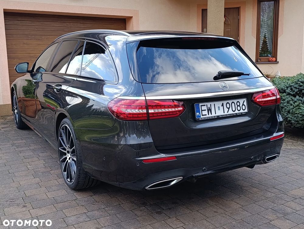 Mercedes-Benz Klasa E 300 d 4Matic 9G-TRONIC AMG Line - 13