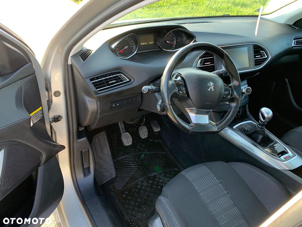 Peugeot 308 - 7