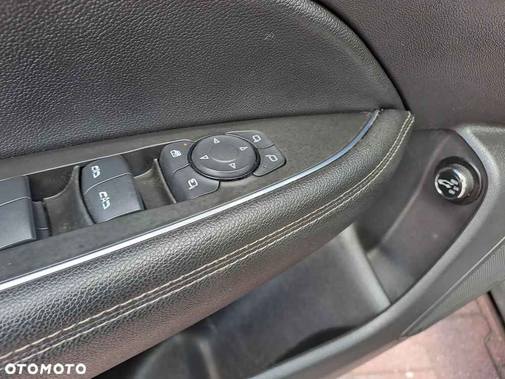 Opel Insignia 2.0 CDTI Innovation S&S - 29