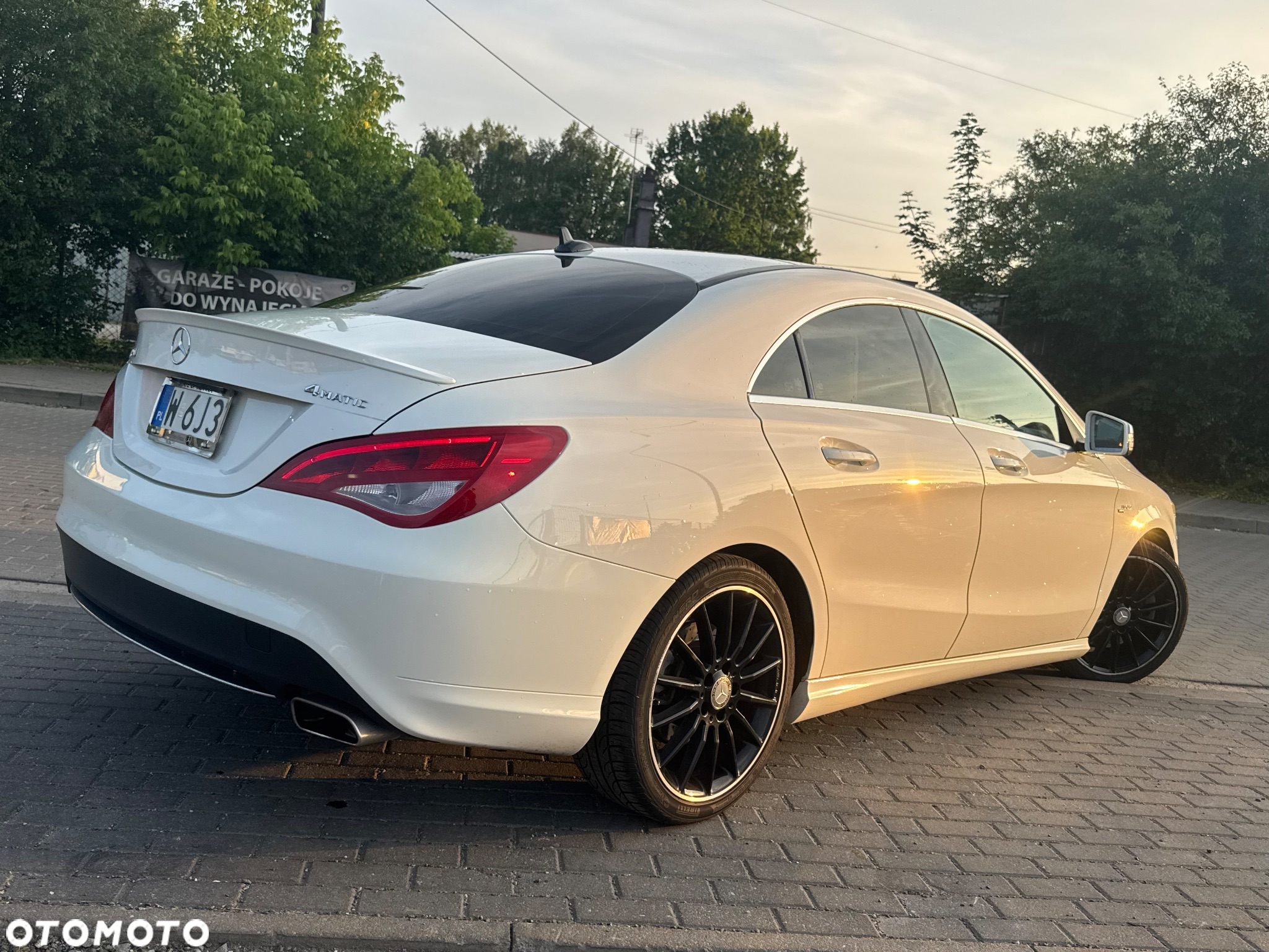 Mercedes-Benz CLA 250 4-Matic AMG Line - 10