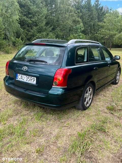 Toyota Avensis - 5