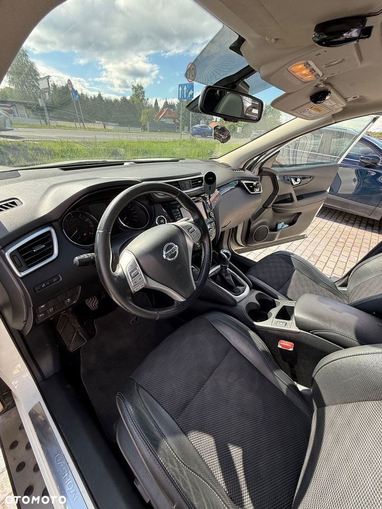 Nissan Qashqai 1.6 DIG-T Tekna - 11