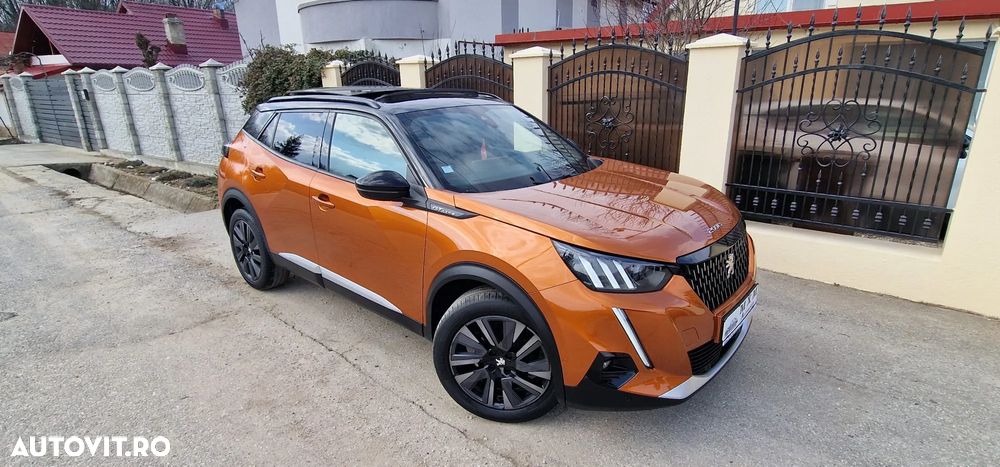 Peugeot 2008 1.2 L PureTech STT EAT8 GT Line - 1