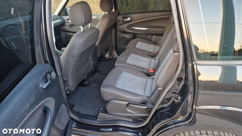 Ford S-Max 2.0 TDCi DPF Business Edition - 13