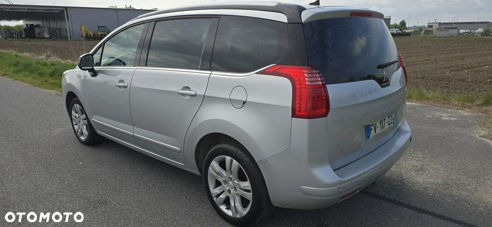 Peugeot 5008 - 7