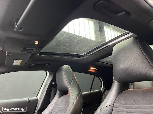 Mercedes-Benz GLA 220 CDI 4Matic 7G-DCT AMG Line - 12