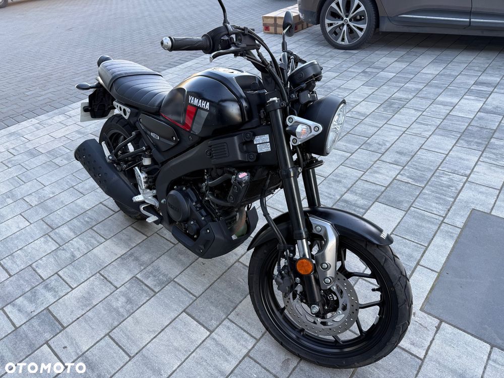 Yamaha XSR - 10