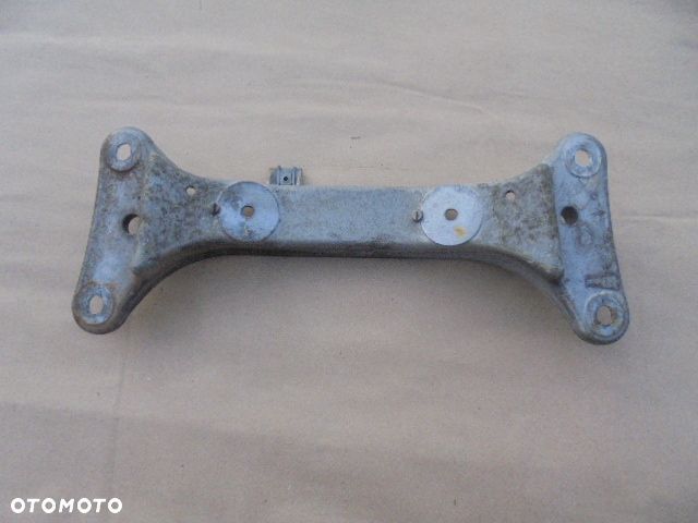 wspornik skrzyni bmw e90 320d 330d 335d 6778059 - 1