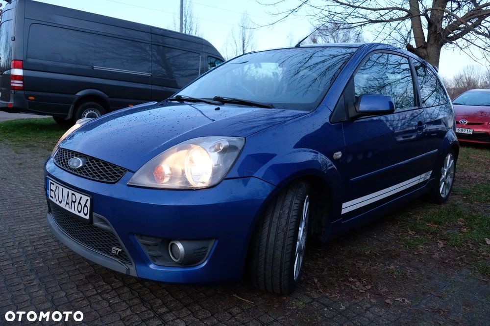 Ford Fiesta - 11