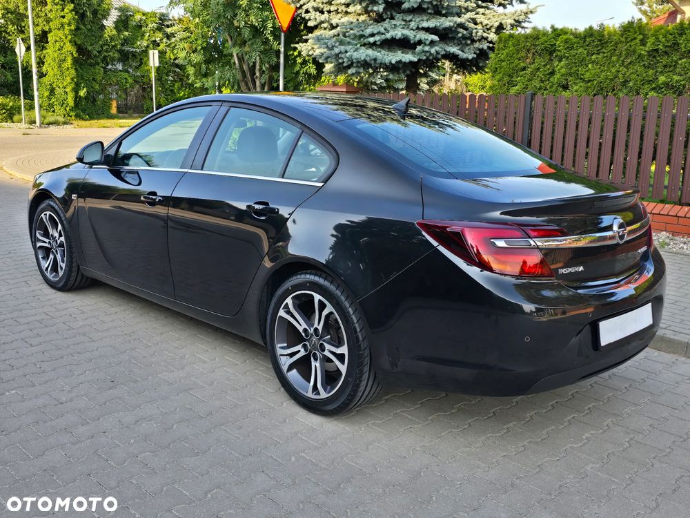 Opel Insignia - 8