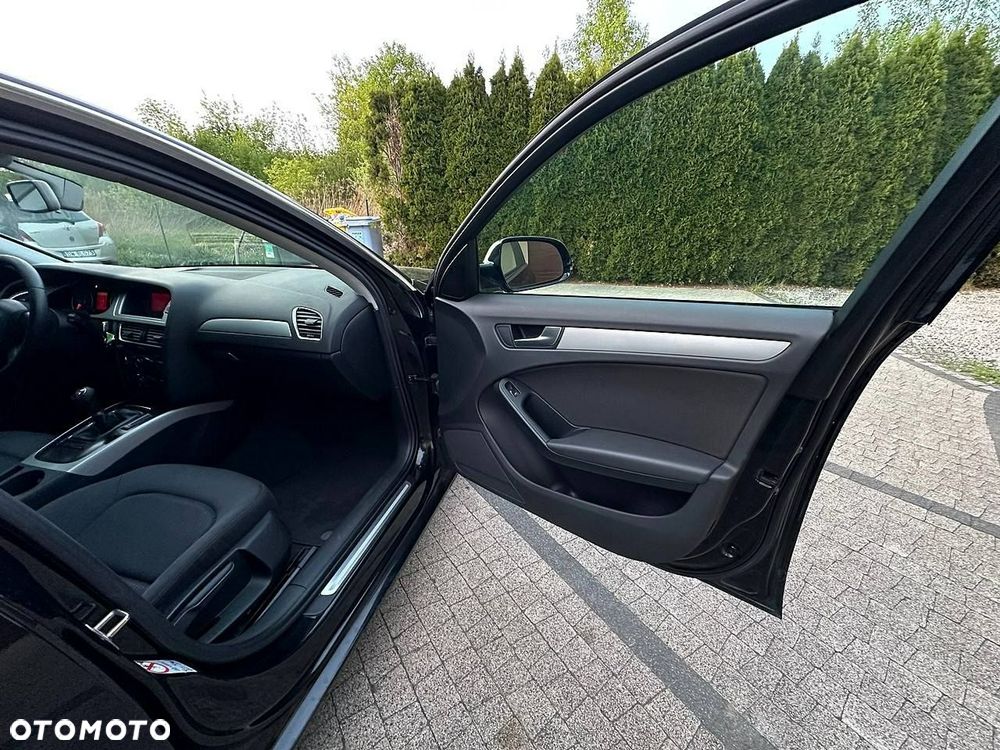 Audi A4 Avant - 14