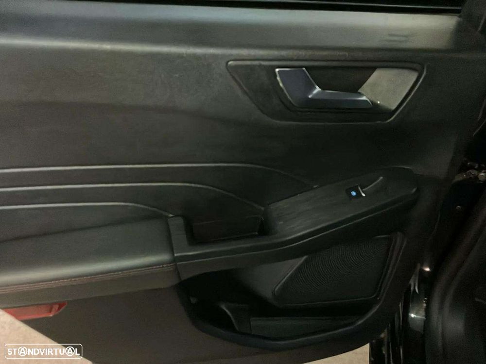 Ford Kuga 1.5 TDCi EcoBlue ST-Line - 20