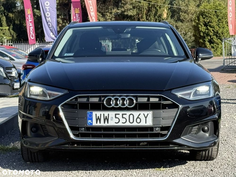 Audi A4 Avant 30 TDI S tronic - 4
