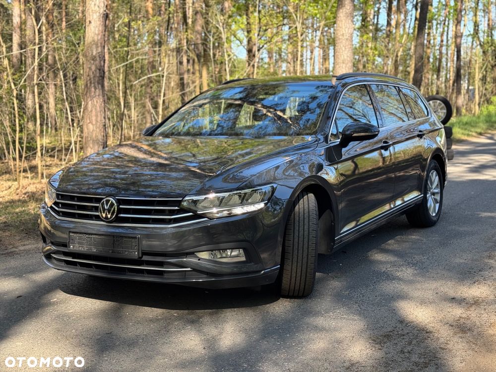 Volkswagen Passat 2.0 TDI SCR DSG Business - 18