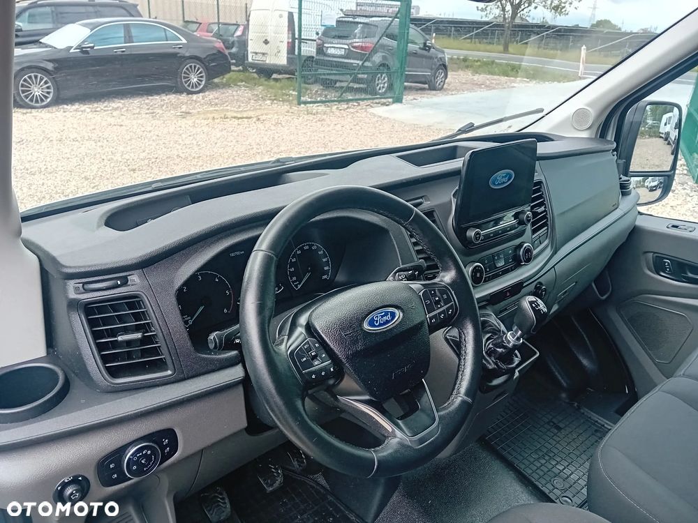 Ford Transit - 17