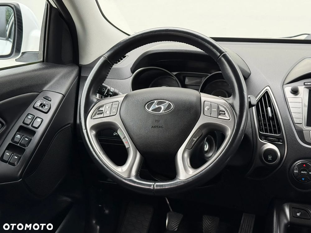 Hyundai ix35 - 24