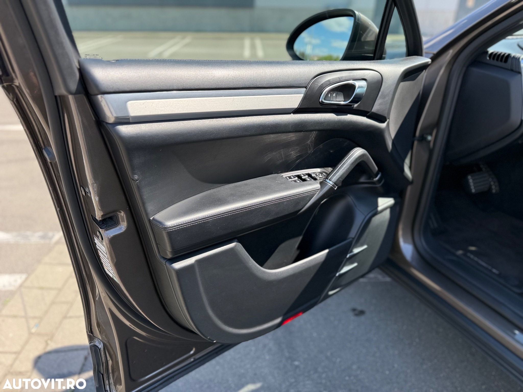 Porsche Cayenne Diesel Platinum Edition - 11