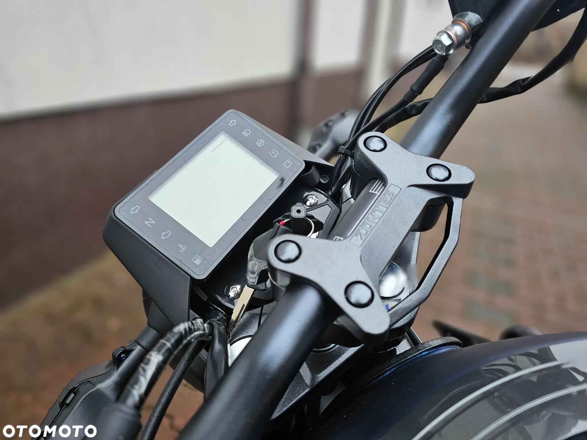 Zontes 125 G1 Spoke - 9