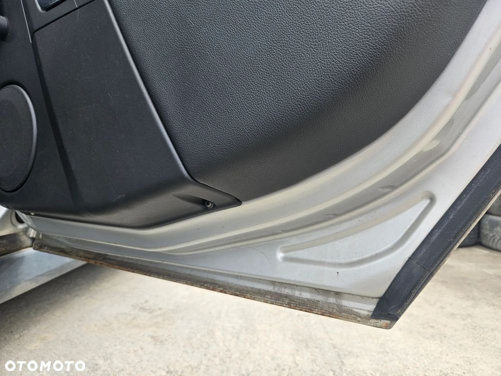 OPEL VECTRA C LIFT DRZWI PRAWY TYŁ PRAWE TYLNE Z157 - 10