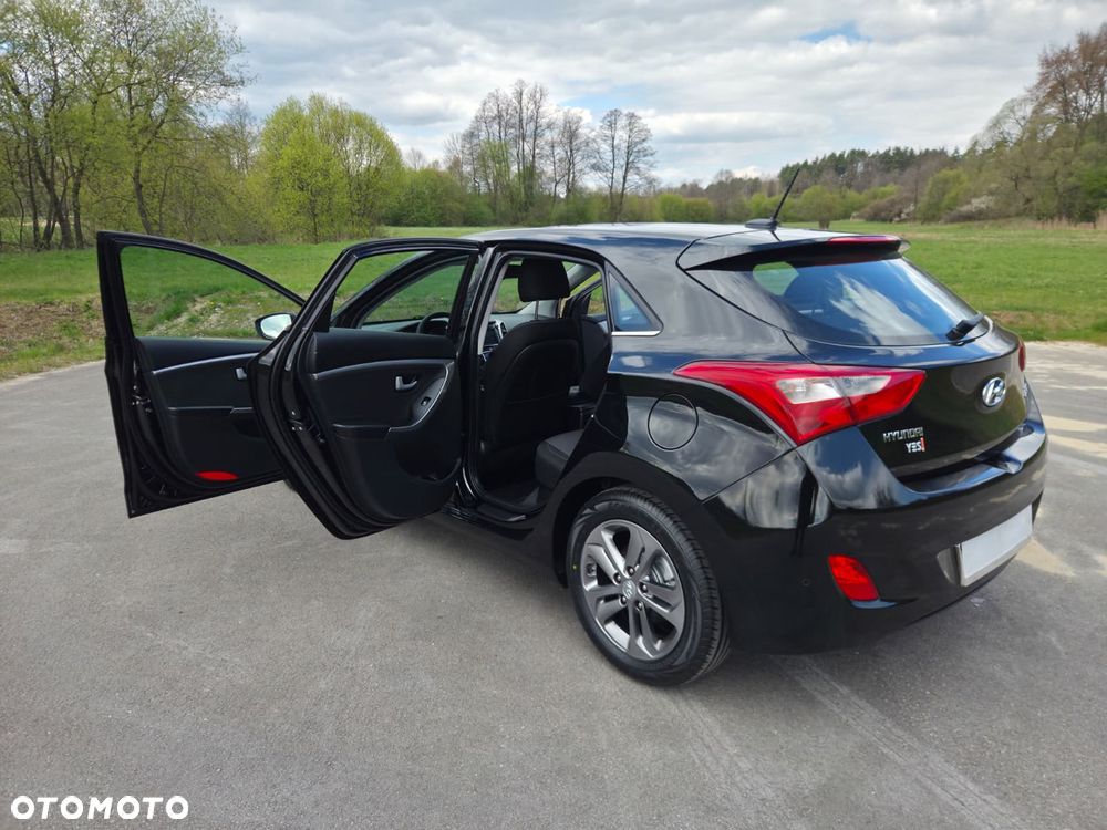 Hyundai i30 1.4 Base - 26