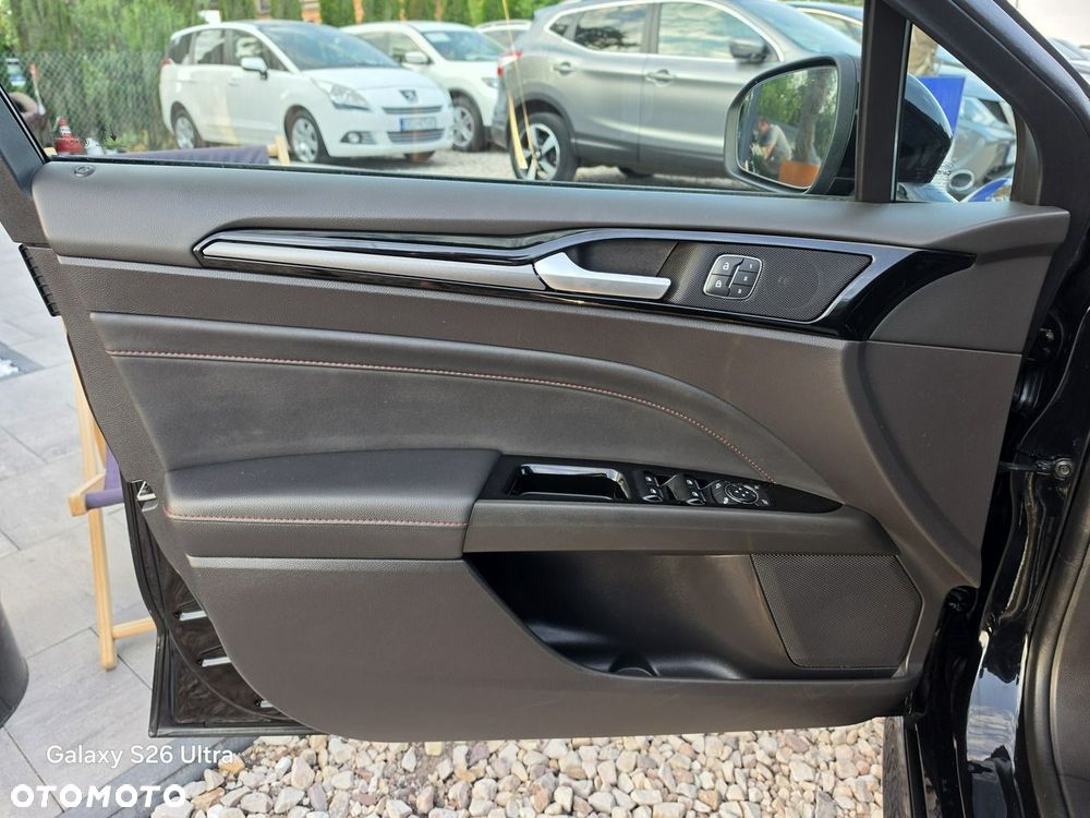 Ford Mondeo - 23