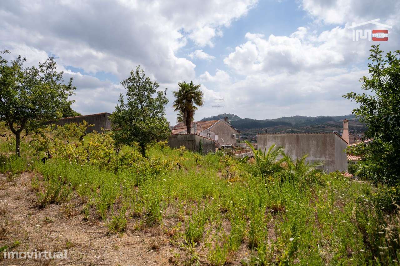 TERRENO COM 2033,85 m² EM ATOUGUIA - Grande imagem: 4/16