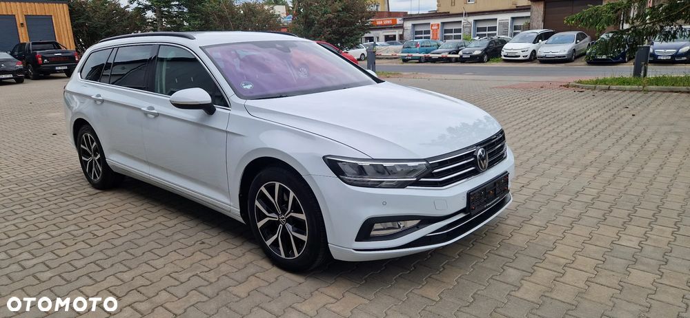 Volkswagen Passat 2.0 TDI SCR DSG Business - 2