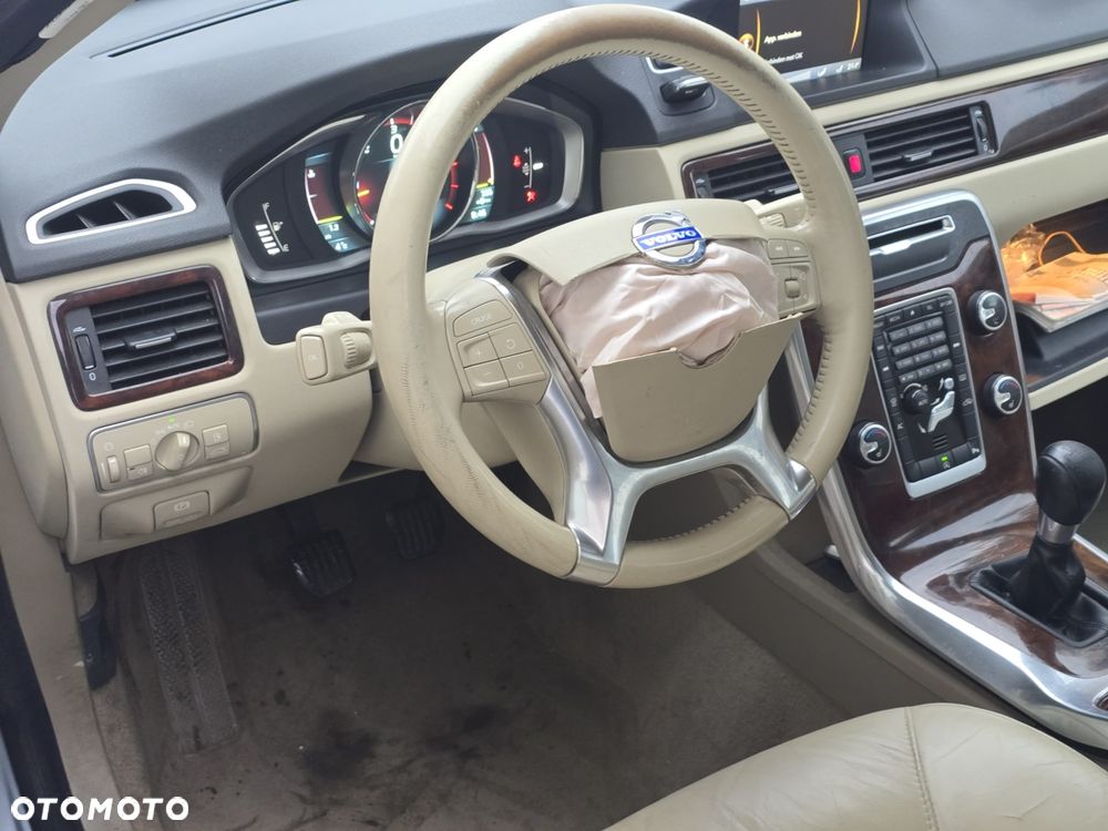 Volvo V70 D4 Summum - 20