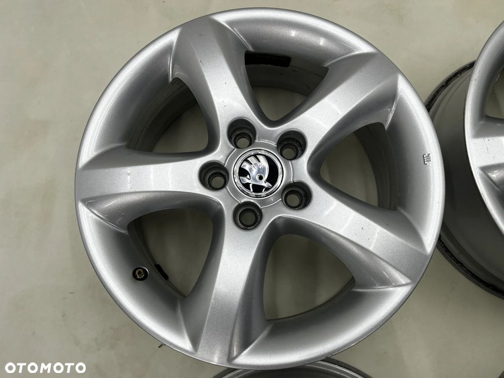 Felgi aluminiowe Skoda Fabia 2 II Roomster Praktik Ibiza Polo Fox 07-14r. r15 cali 6jx15 ET43 5x100 - 2
