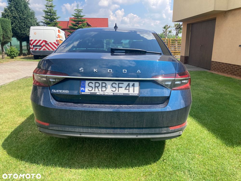 Skoda Superb 2.0 TDI SCR Style DSG - 6